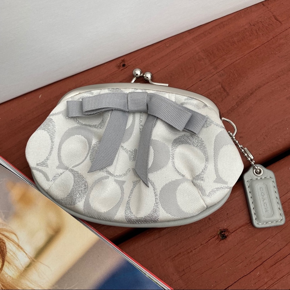 Coach purse
